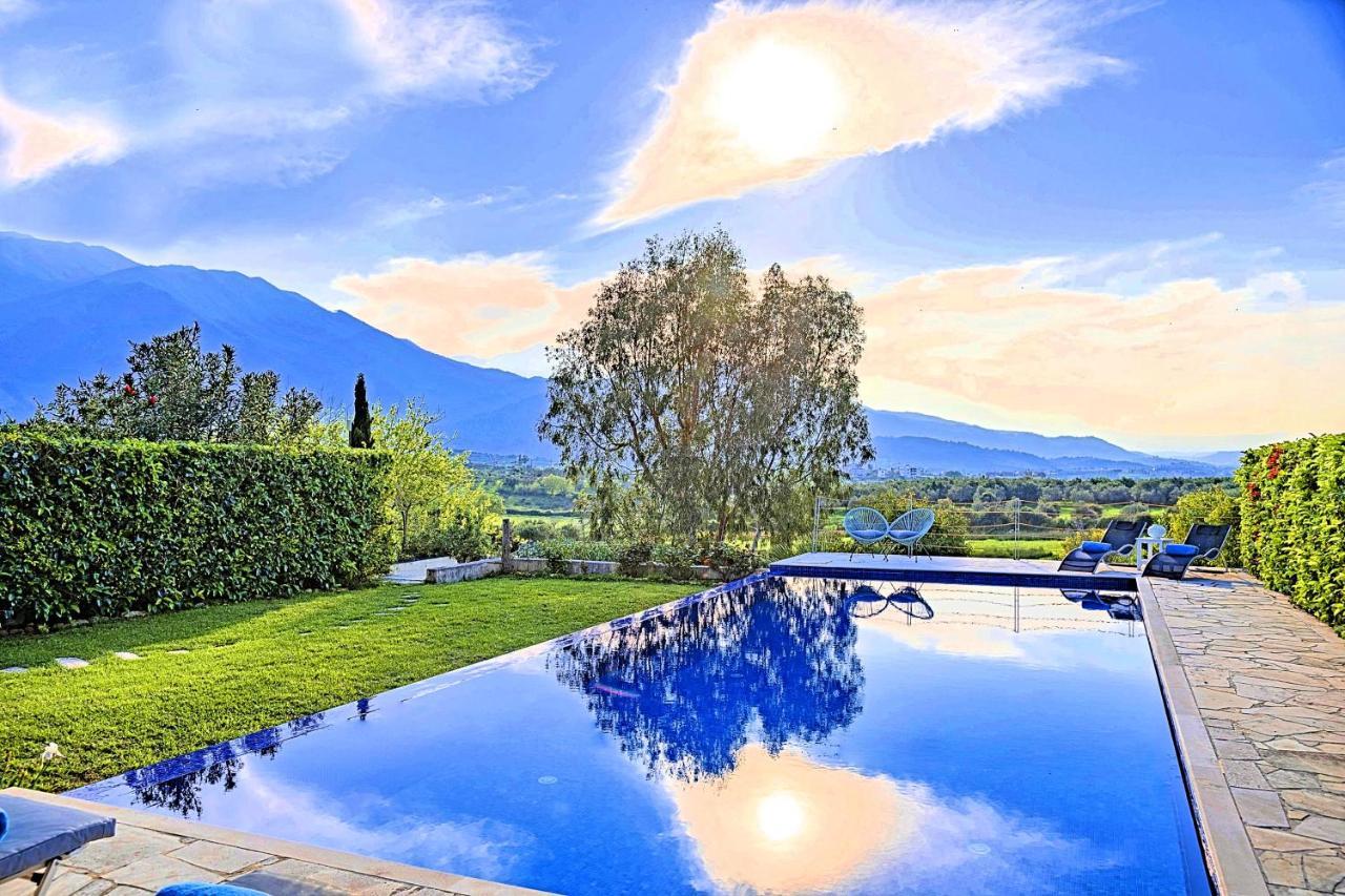 耶奥伊乌波利斯Cretan Mansion With Heated Swimming Pool别墅 外观 照片