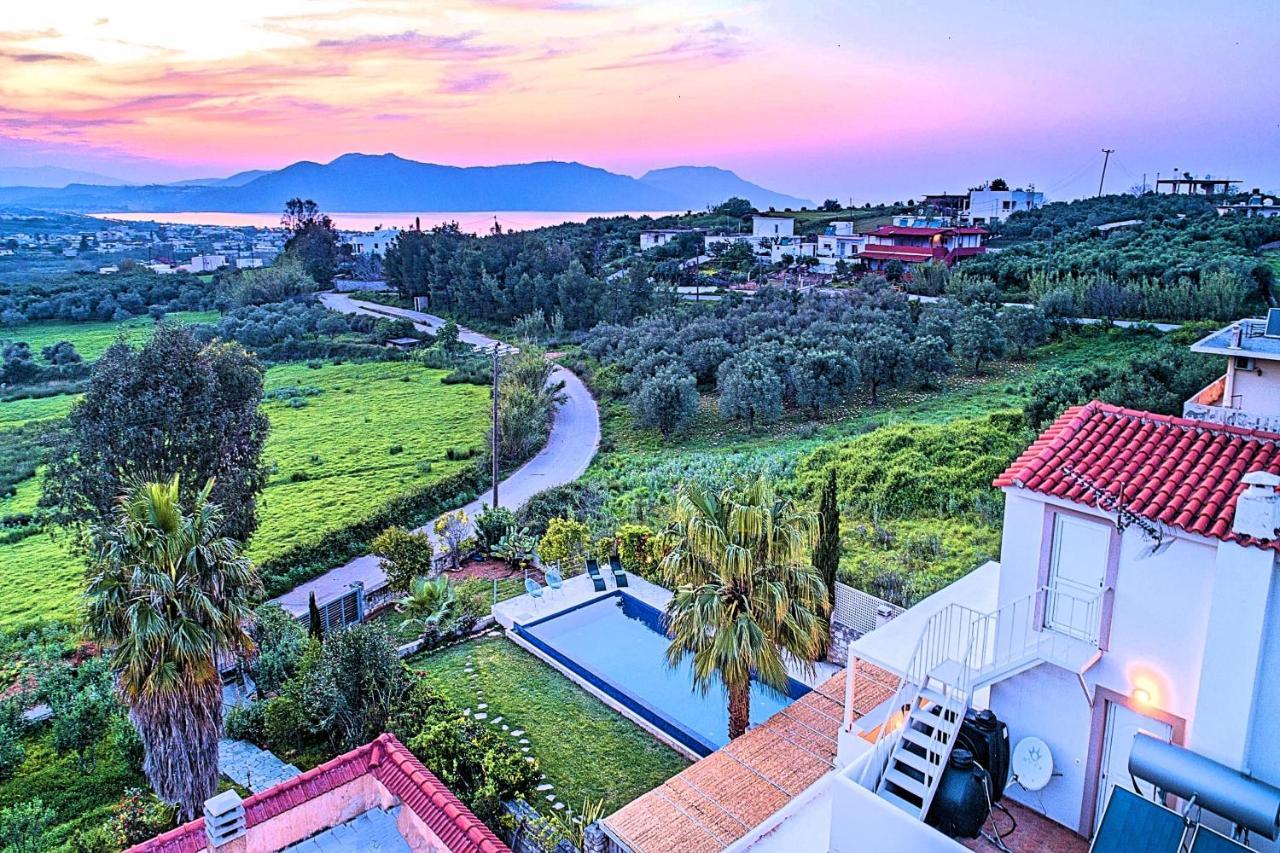 耶奥伊乌波利斯Cretan Mansion With Heated Swimming Pool别墅 外观 照片