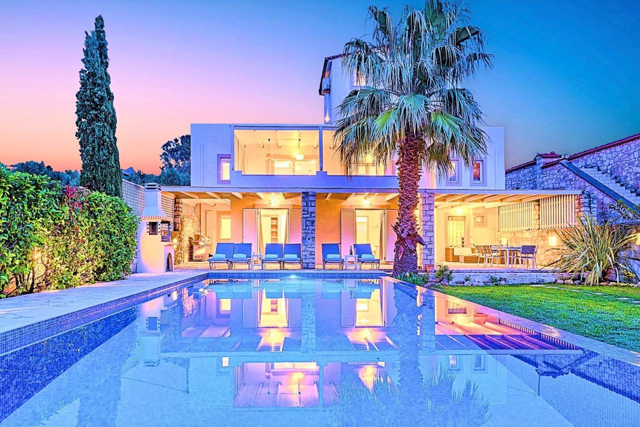 耶奥伊乌波利斯Cretan Mansion With Heated Swimming Pool别墅 外观 照片