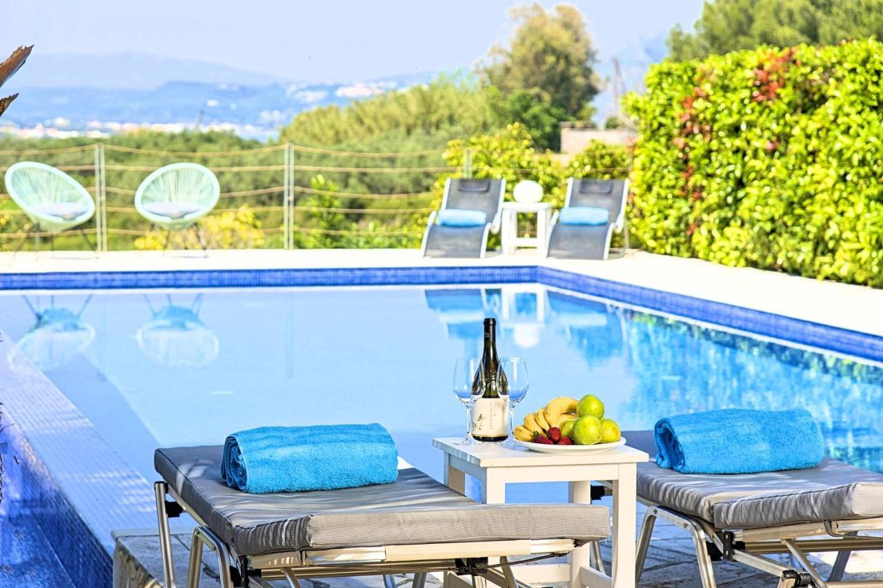 耶奥伊乌波利斯Cretan Mansion With Heated Swimming Pool别墅 外观 照片