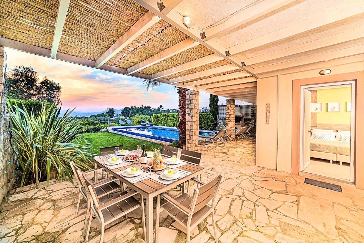 耶奥伊乌波利斯Cretan Mansion With Heated Swimming Pool别墅 外观 照片